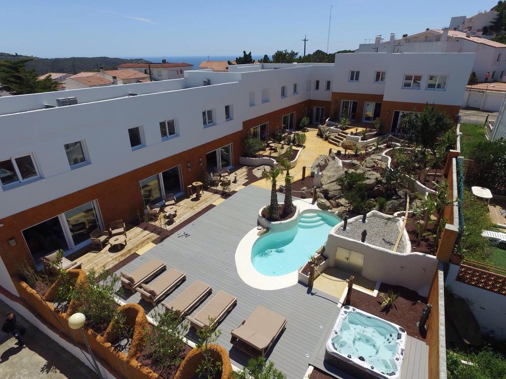 Vista Roses Mar - Villas Batik Eksteriør bilde