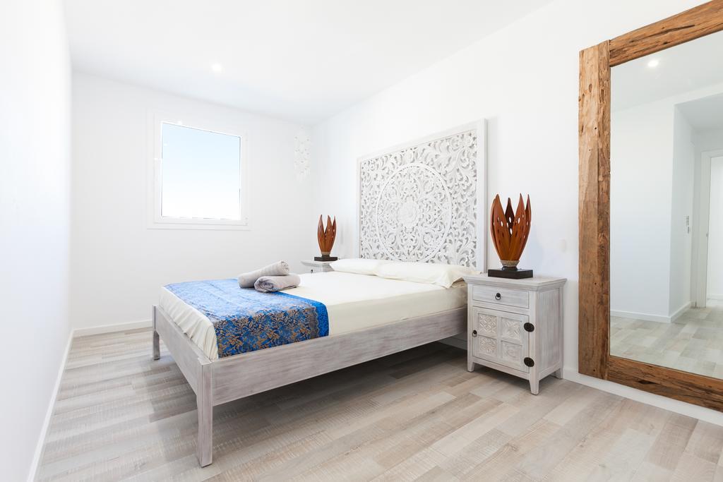 Vista Roses Mar - Villas Batik Eksteriør bilde