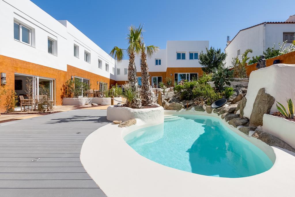 Vista Roses Mar - Villas Batik Eksteriør bilde