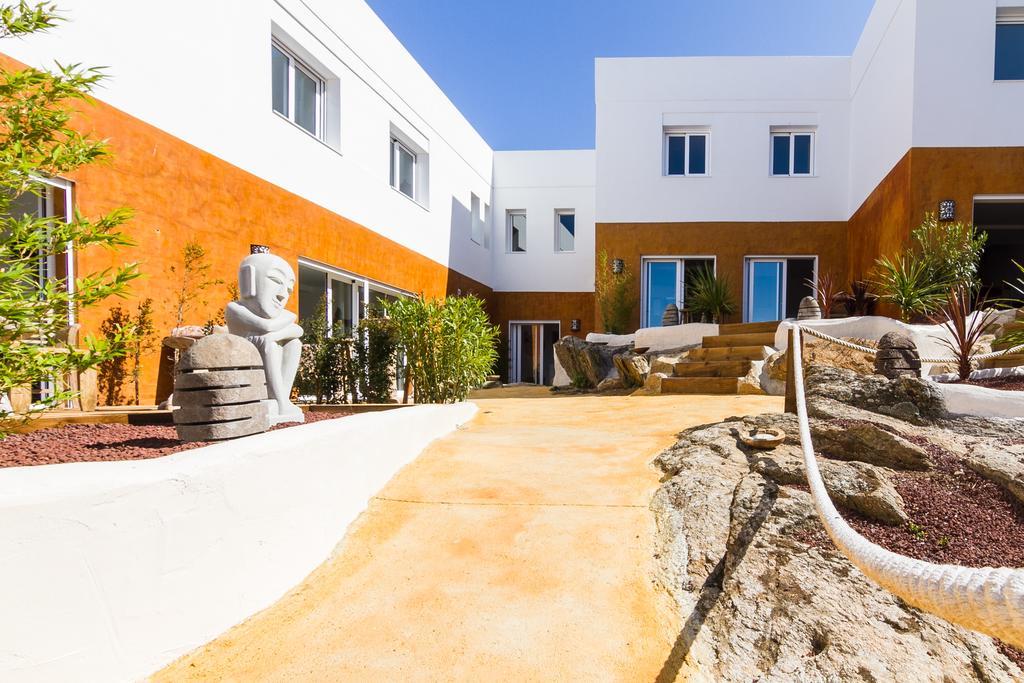 Vista Roses Mar - Villas Batik Eksteriør bilde