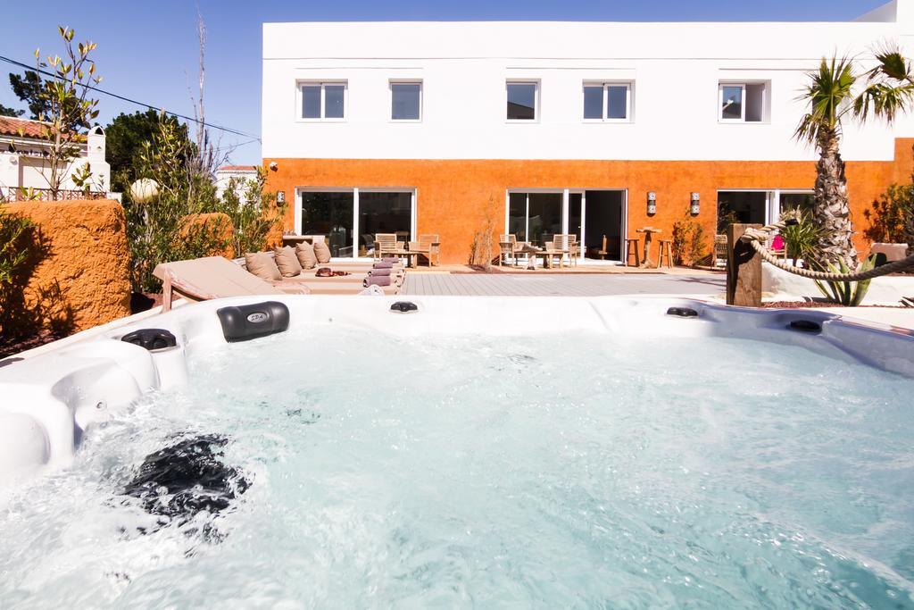 Vista Roses Mar - Villas Batik Eksteriør bilde