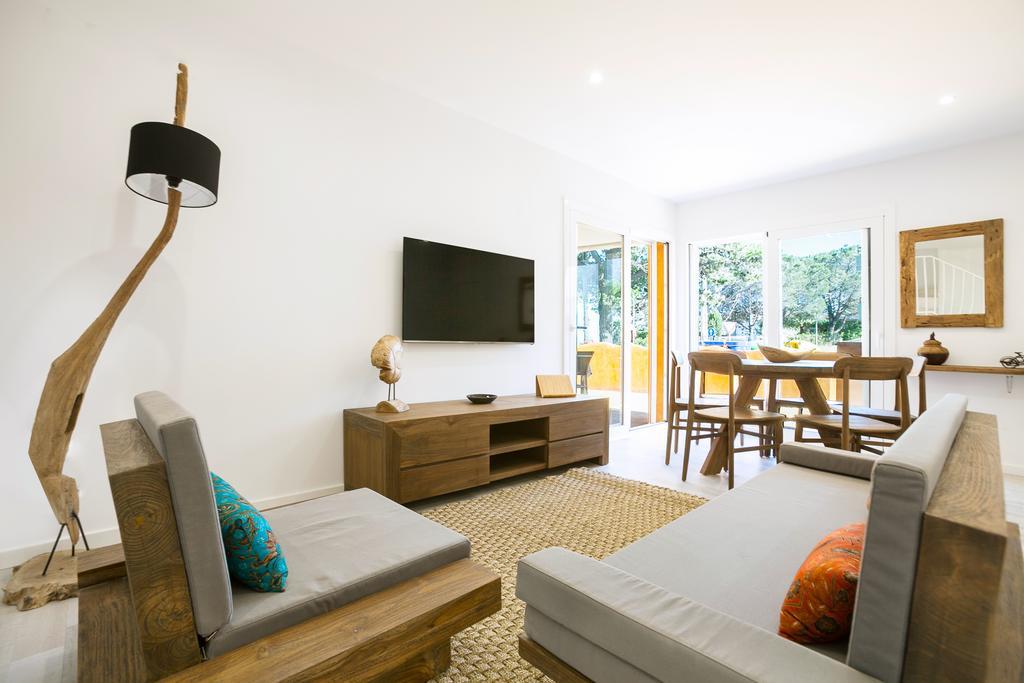 Vista Roses Mar - Villas Batik Eksteriør bilde